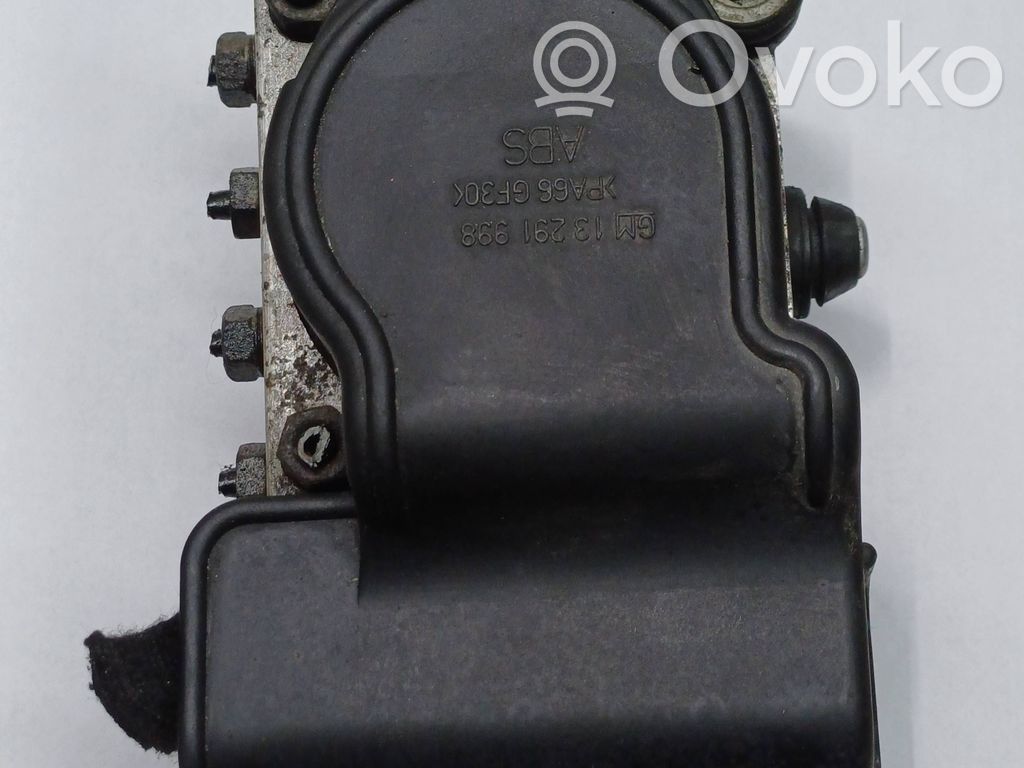 Opel Corsa D Bomba de ABS 