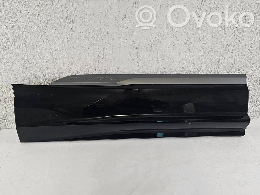 Audi Q7 4M Rear door trim (molding) 