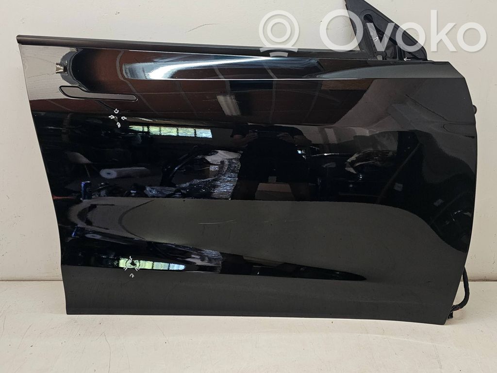 Tesla Model Y Priekinės durys 