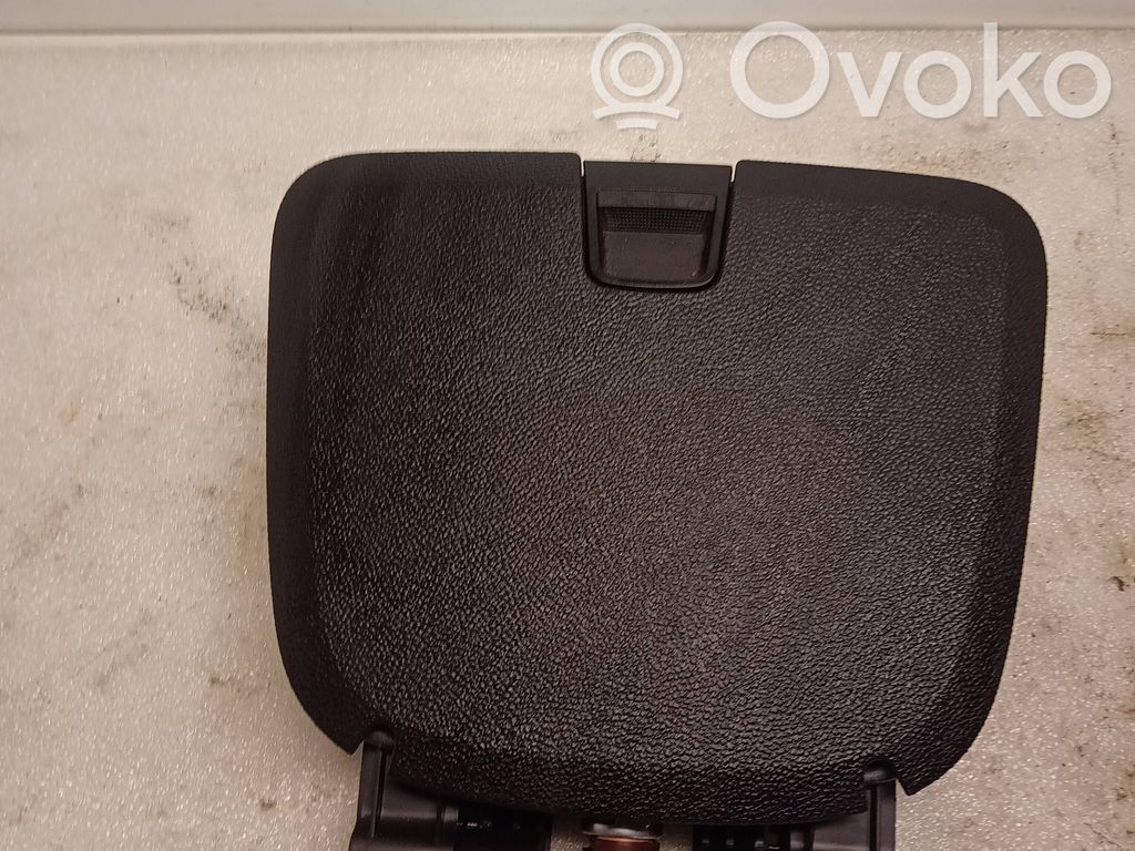 Opel Ampera Glove box 