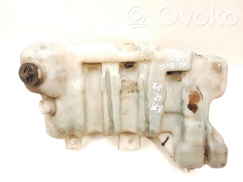 BMW 5 E39 Logu šķidruma tvertne 