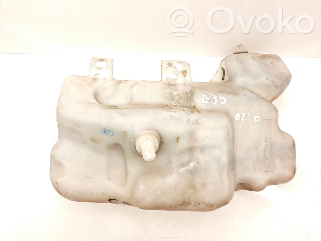 BMW 5 E39 Logu šķidruma tvertne 