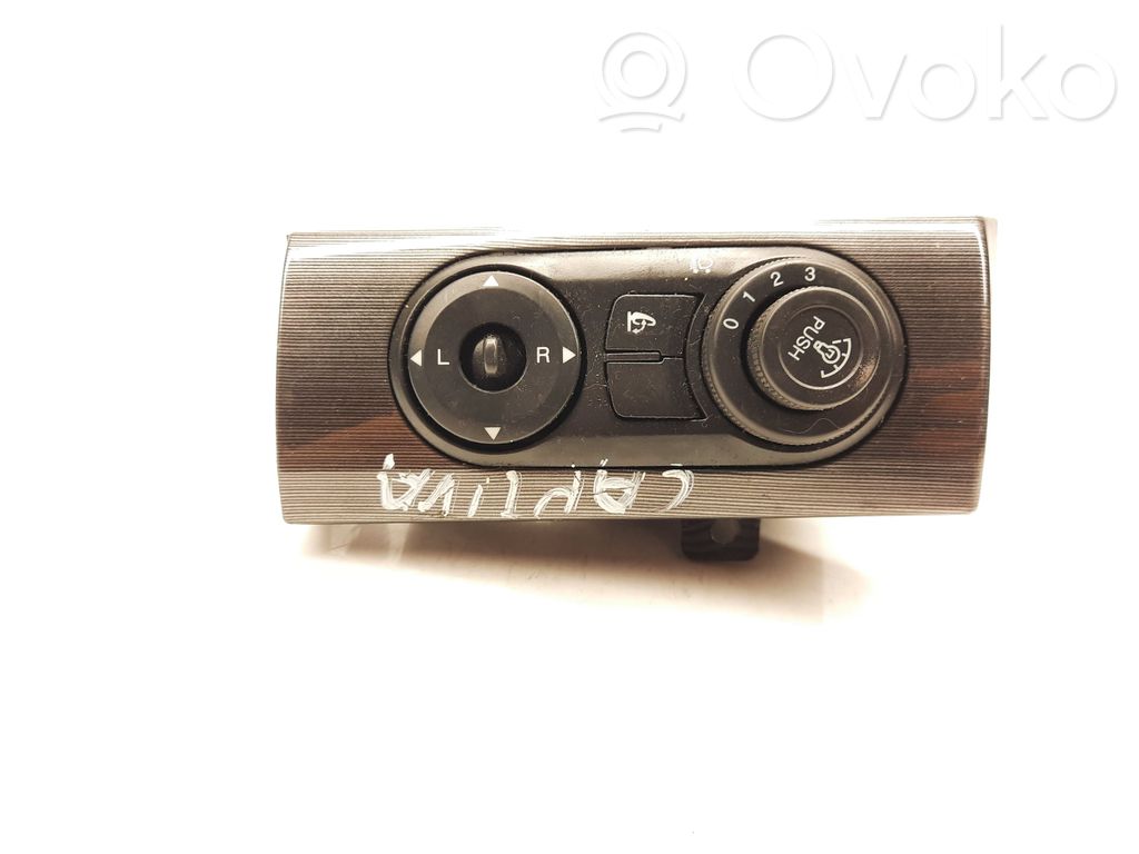 Light switch   8F30