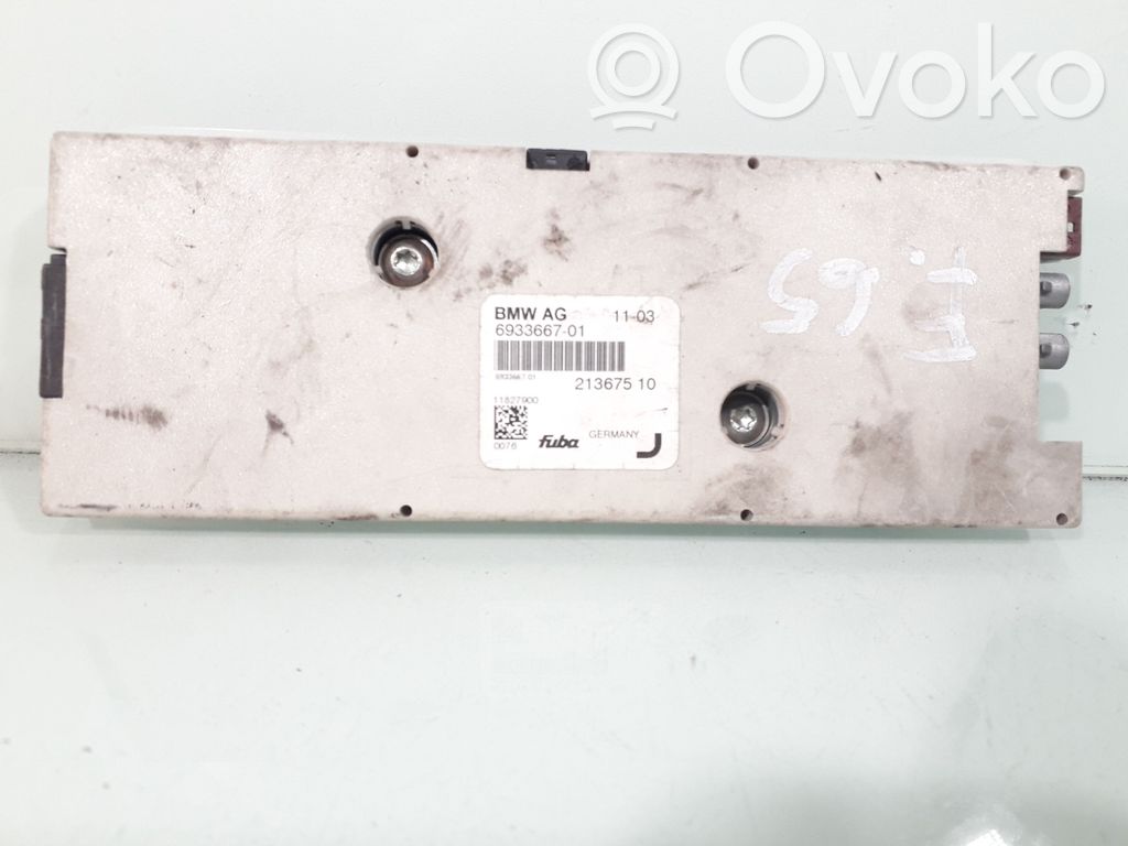 BMW 7 E65 E66 Aerial antenna amplifier 