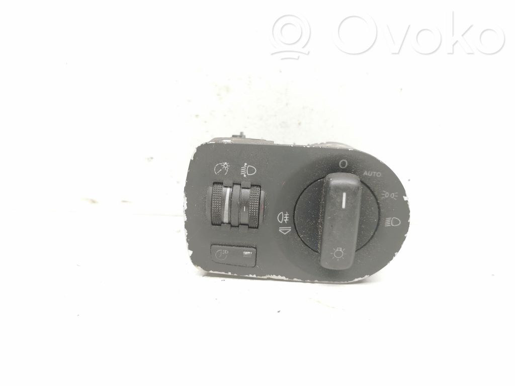 Audi A3 S3 8P Light switch 