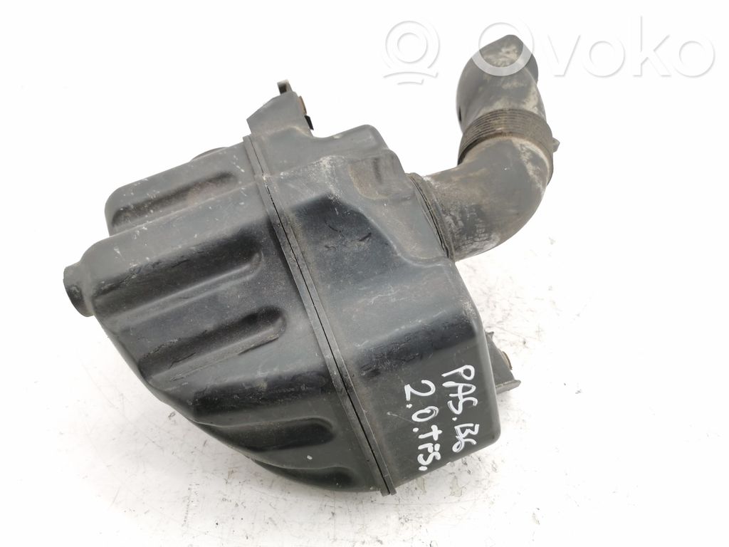 Volkswagen PASSAT B6 Air filter box 