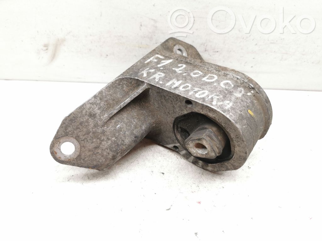 Land Rover Freelander Engine mount bracket 
