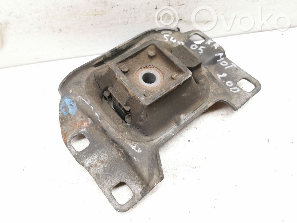 Volvo S40 Engine mount bracket 