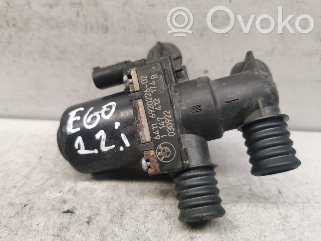 BMW 5 E60 E61 Coolant heater control valve 