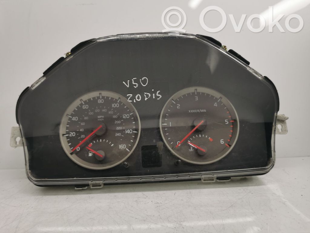 Volvo V50 Speedometer (instrument cluster) 