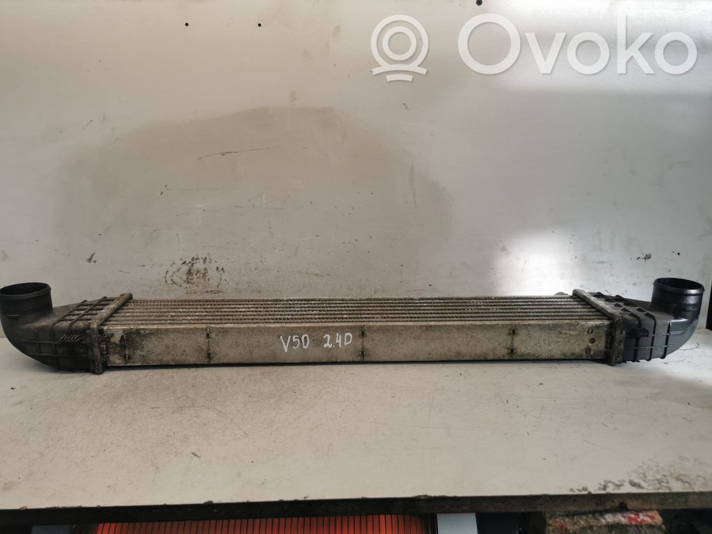 Volvo V50 Interkūlerio radiatorius 
