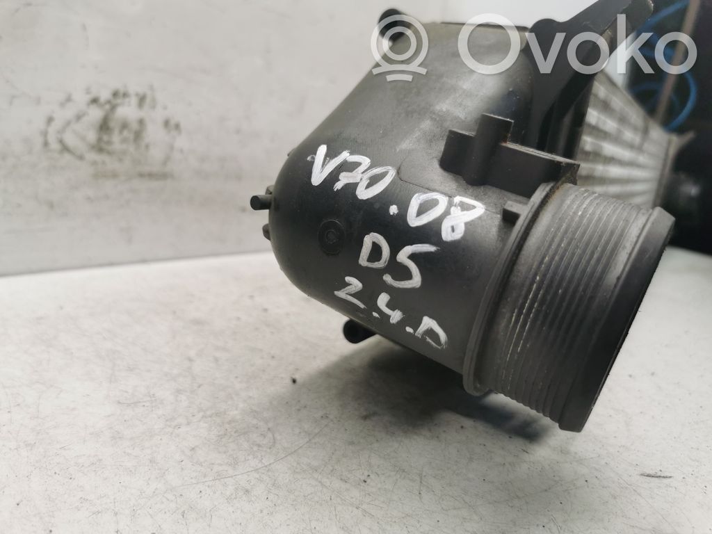 Volvo V70 Interkūlerio radiatorius 