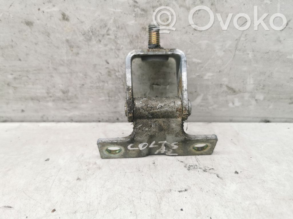 Mitsubishi Colt Tailgate/trunk/boot hinge 