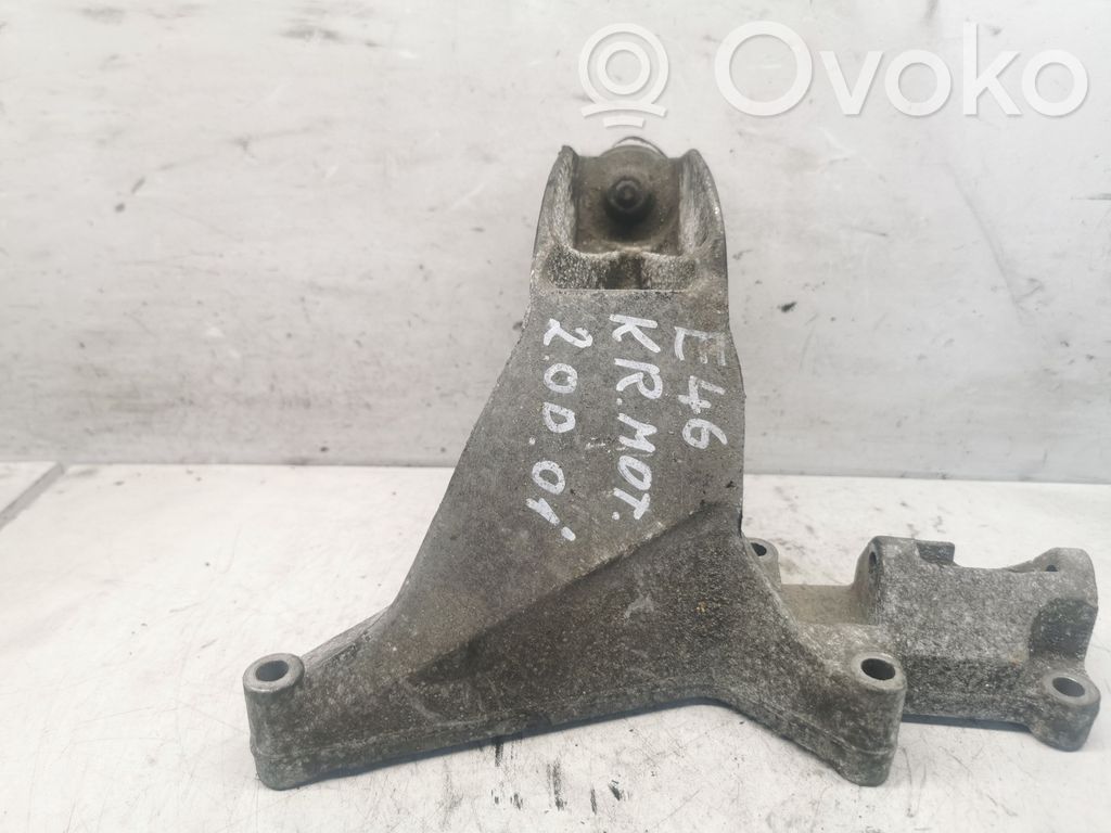 BMW 3 E46 Engine mounting bracket 