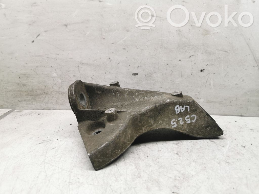 Audi A6 S6 C5 4B Gearbox mounting bracket 