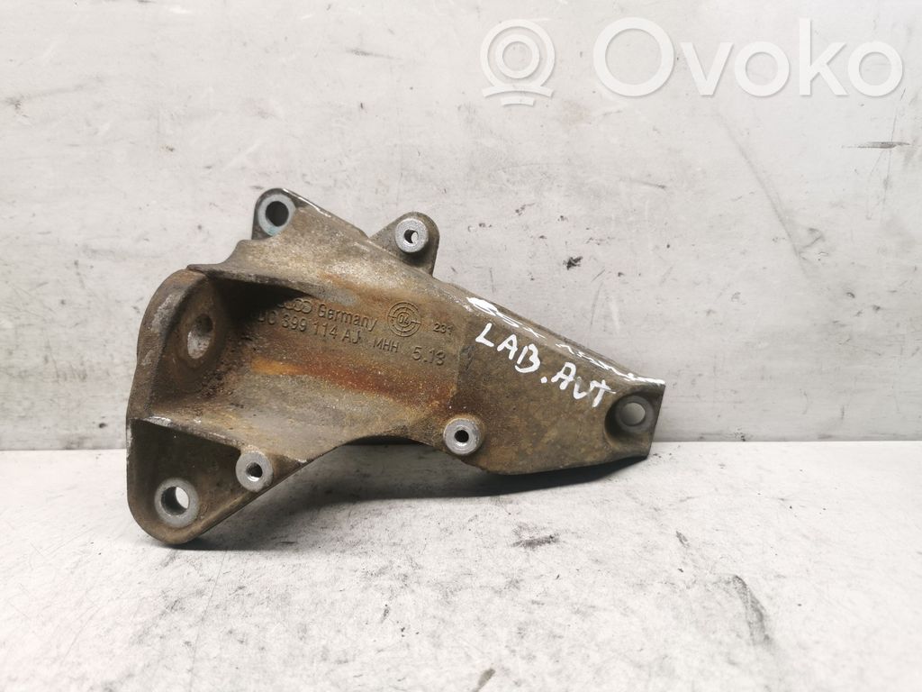 Volkswagen PASSAT B5.5 Gearbox mounting bracket 