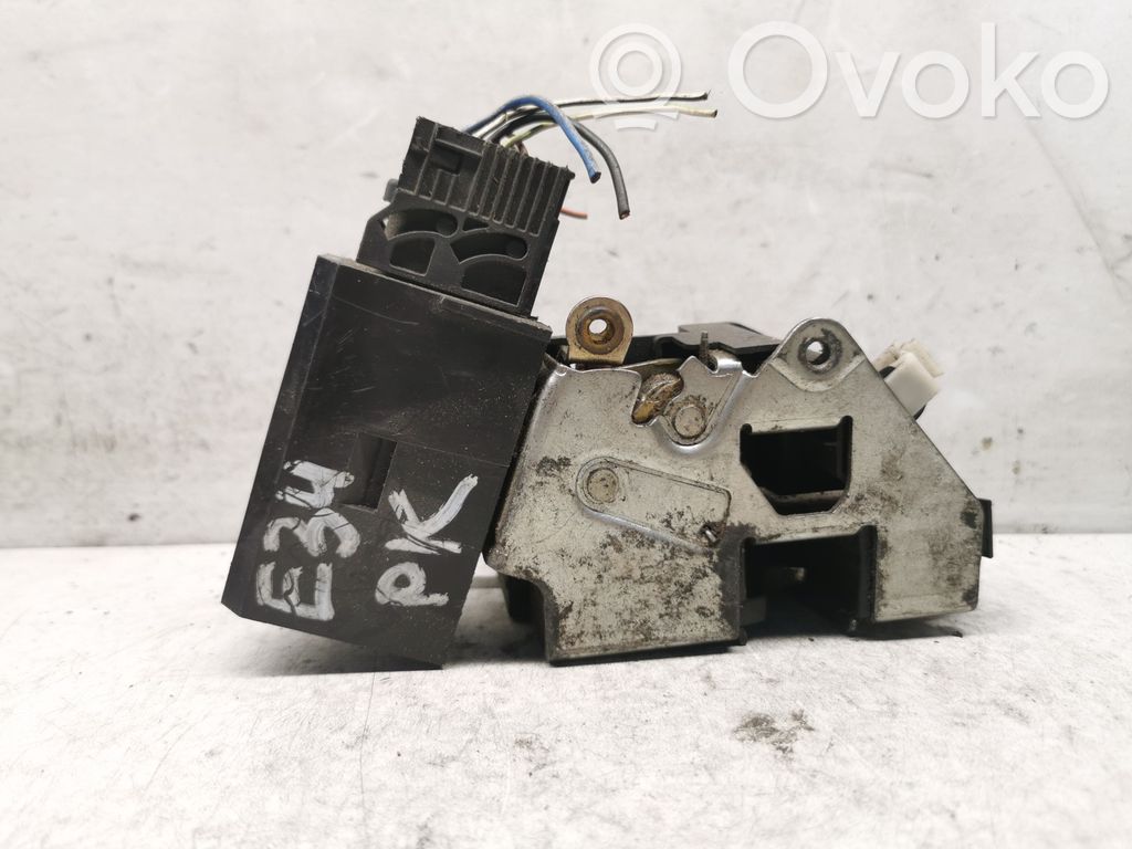BMW 5 E34 Rear door lock 