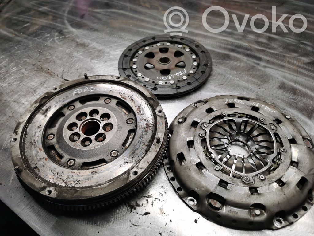 Ford Focus Sankabos komplektas 