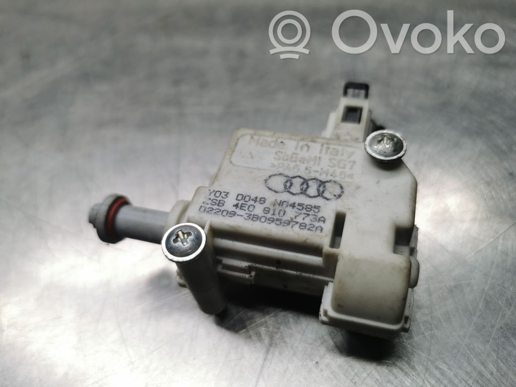 Audi A8 S8 D3 4E Fuel tank cap lock motor 