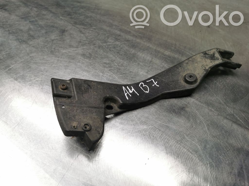 Audi A4 S4 B7 8E 8H Rear bumper mounting bracket 