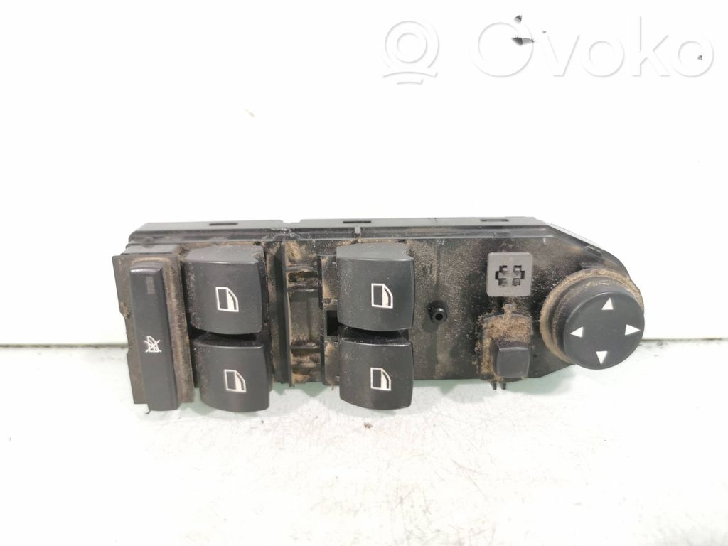 BMW 5 E60 E61 Electric window control switch 