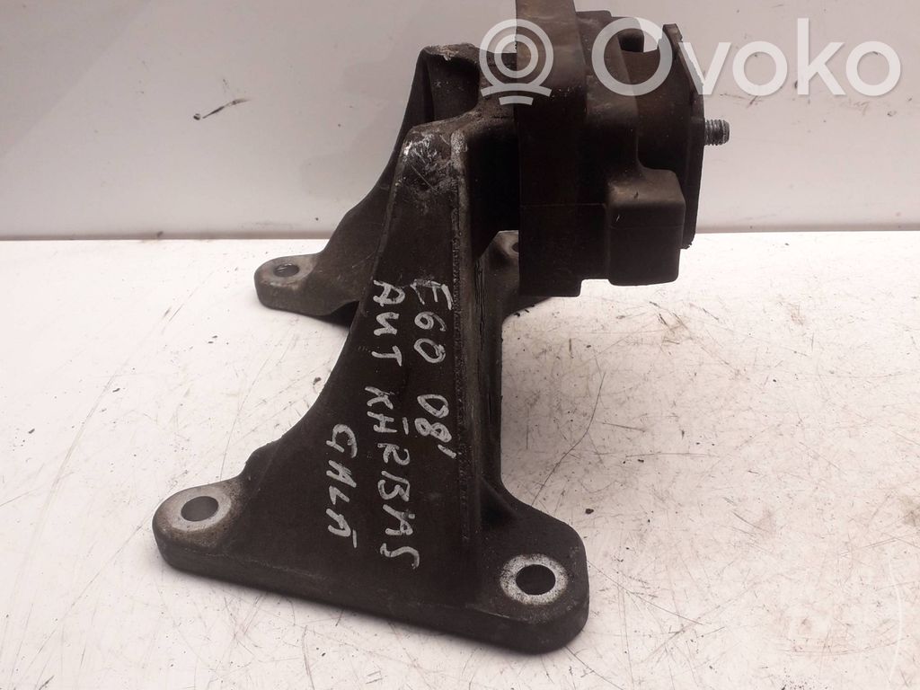 BMW 5 E60 E61 Gearbox mounting bracket 