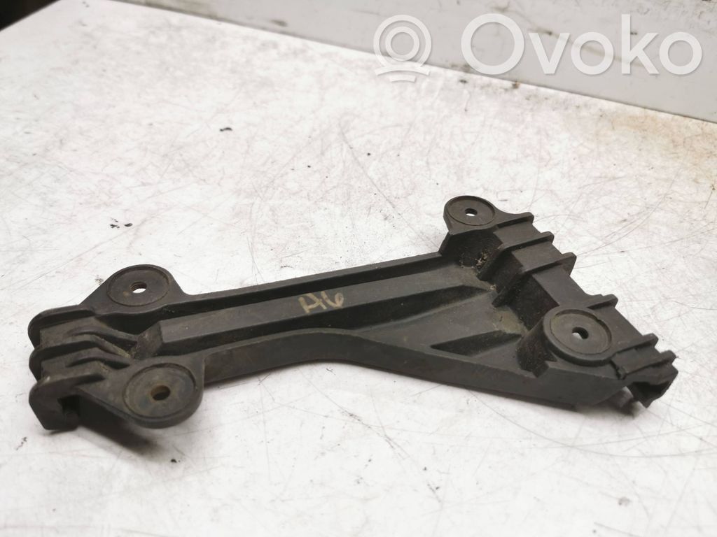 Audi A6 S6 C5 4B Front bumper mounting bracket 