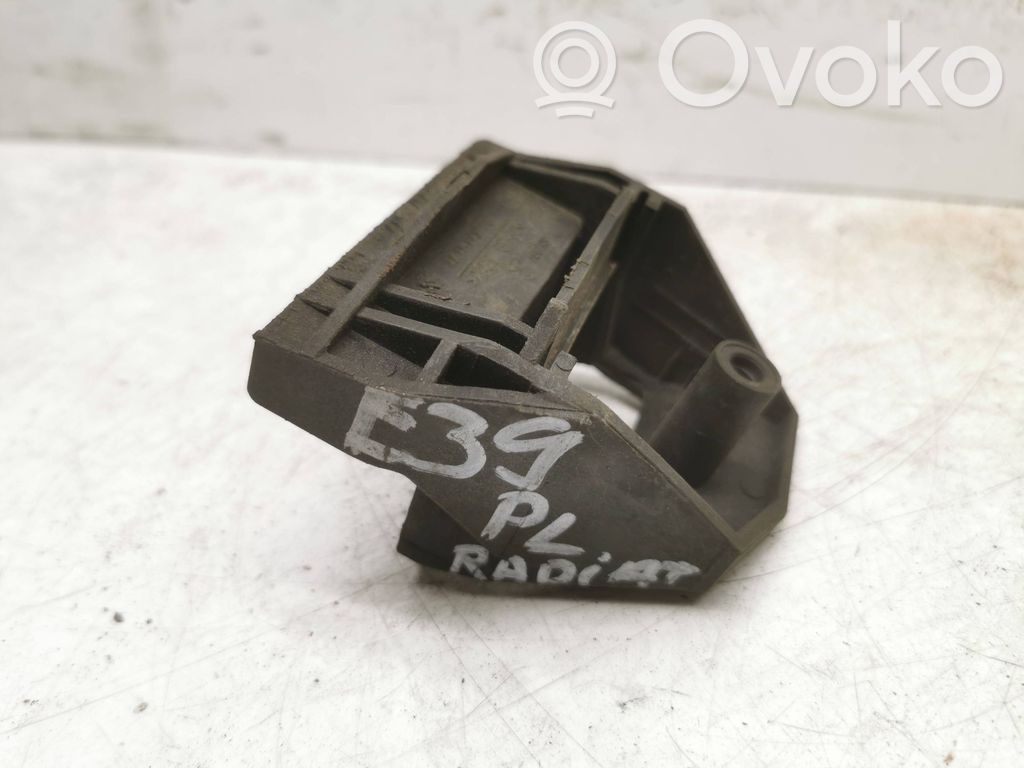Radiator mount bracket   17111737707