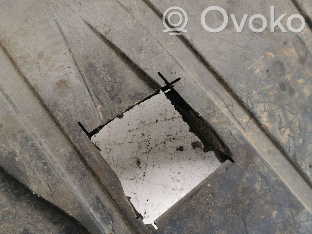 Audi 80 90 S2 B4 Engine splash shield/under tray 