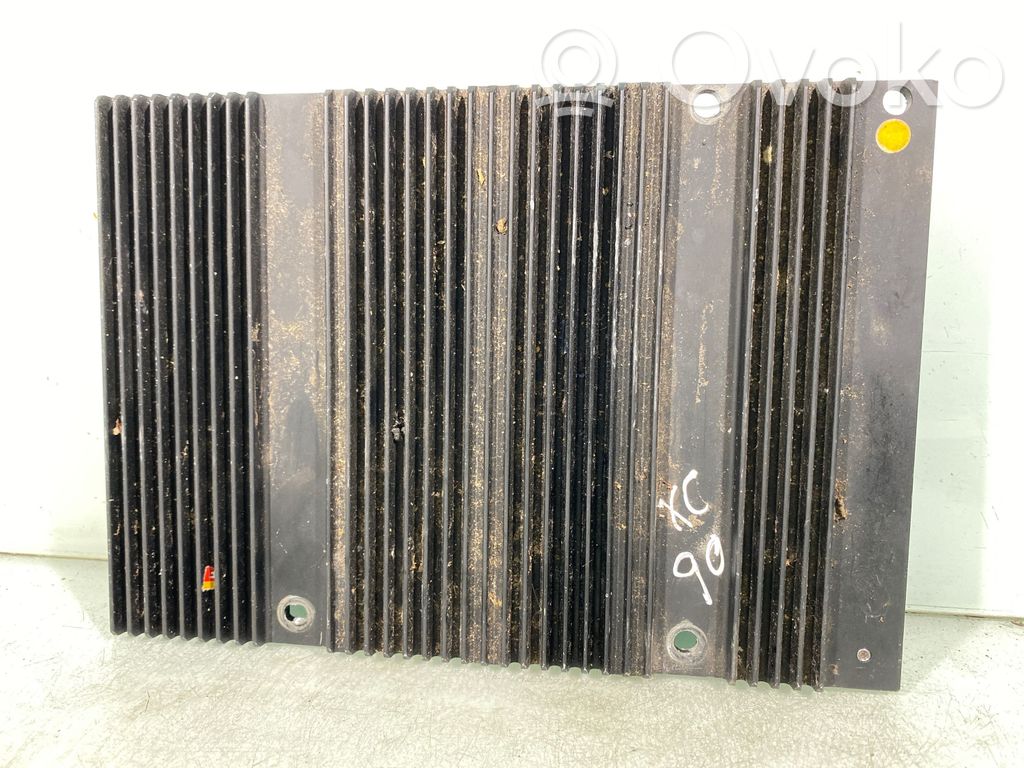 Volvo XC90 Sound amplifier 