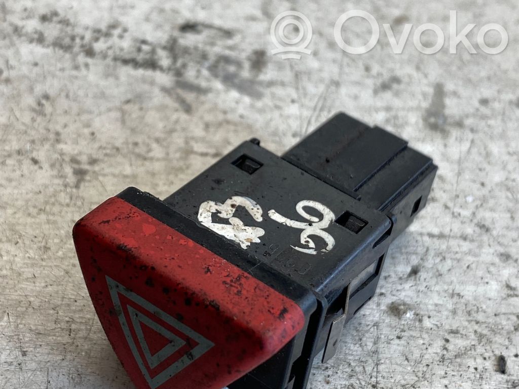 Audi A3 S3 8P Hazard light switch 