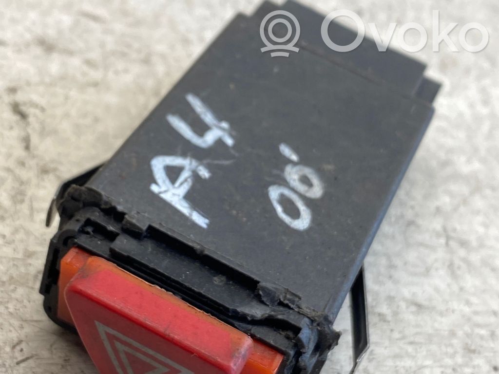 Audi A4 S4 B5 8D Hazard light switch 