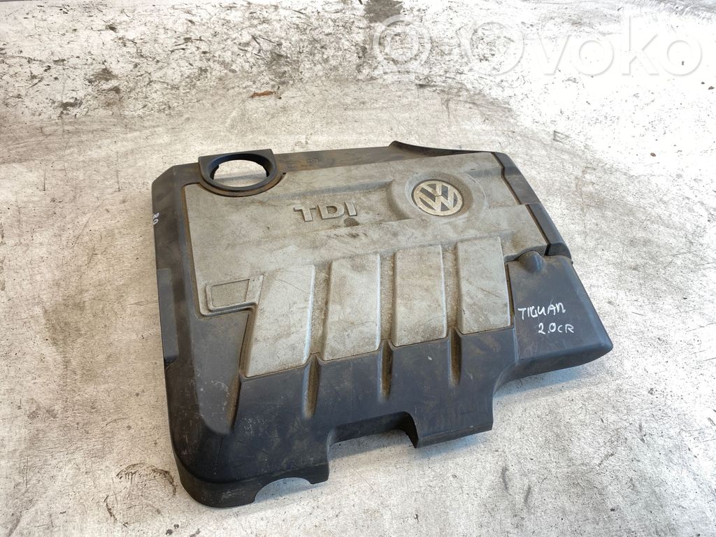 Volkswagen Tiguan Engine cover (trim) 