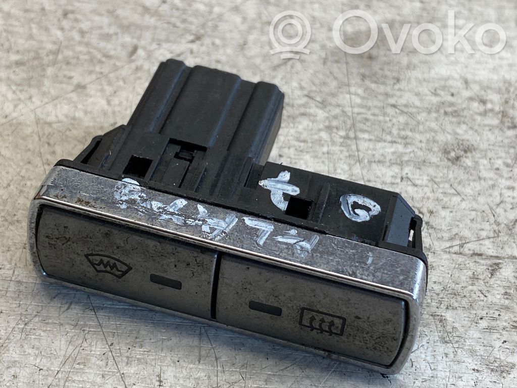 Windscreen/window heater switch   6M2T18K574
