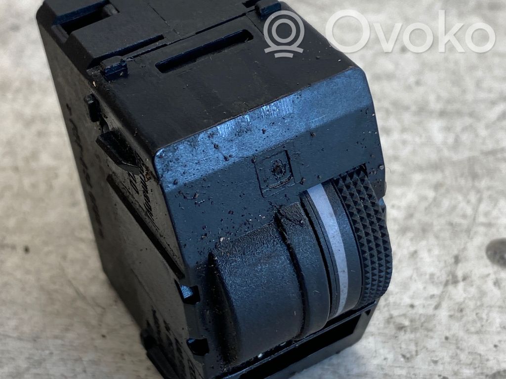 Audi A6 S6 C5 4B Headlight level height control switch 