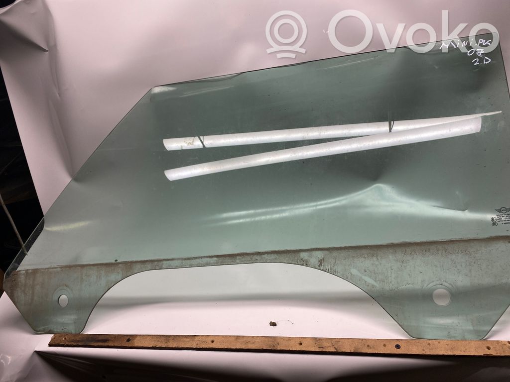 Mini One - Cooper Coupe R56 Front door window glass four-door 