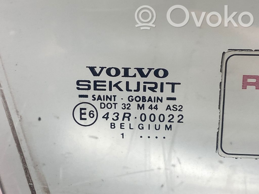 Volvo S40, V40 Front door window glass four-door 