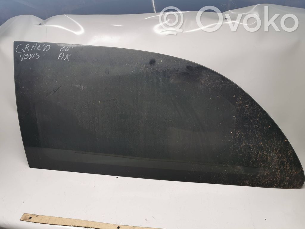 Chrysler Voyager Rear side window 