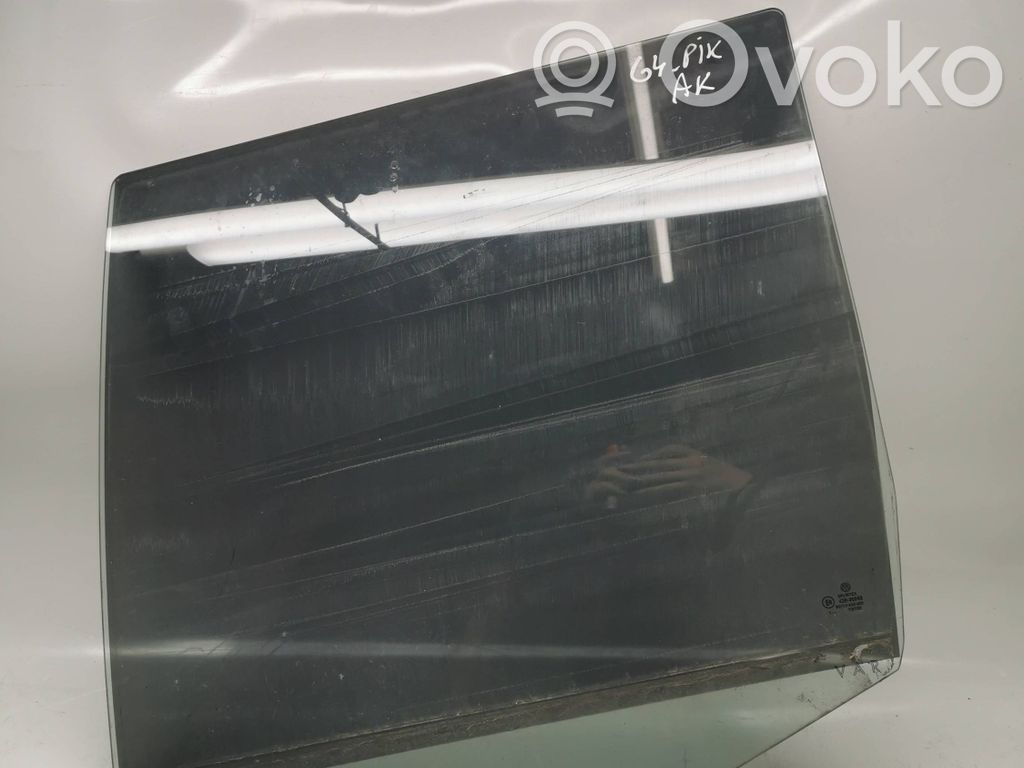 Volkswagen Golf IV Rear door window glass 