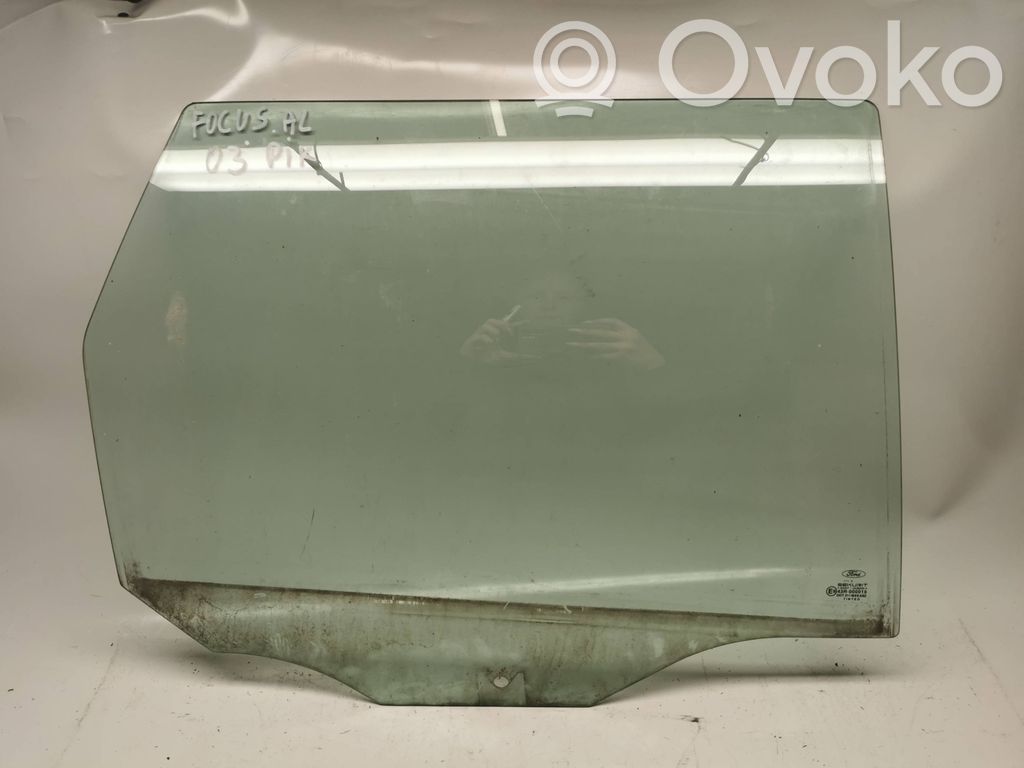 Ford Focus Rear door window glass 