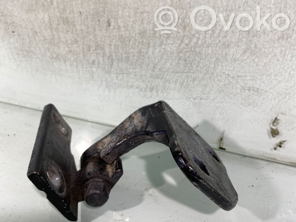 BMW 7 E65 E66 Rear door lower hinge 