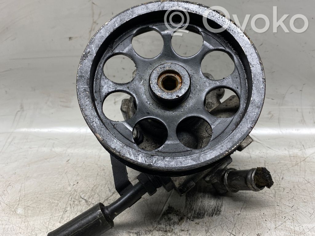 Saab 9-5 Vairo stiprintuvo siurblys 