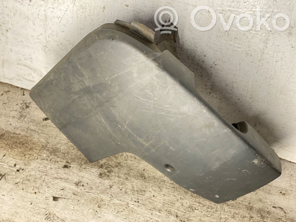 Opel Vivaro Kampinė galinio bamperio dalis 