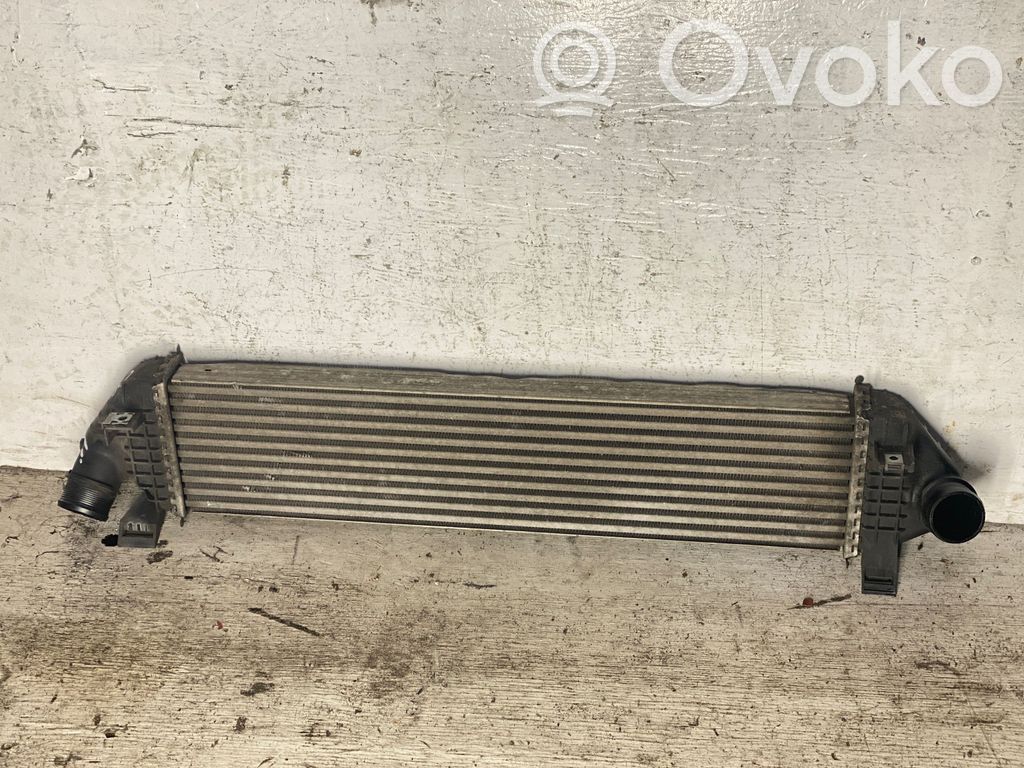 Volvo C30 Interkūlerio radiatorius 