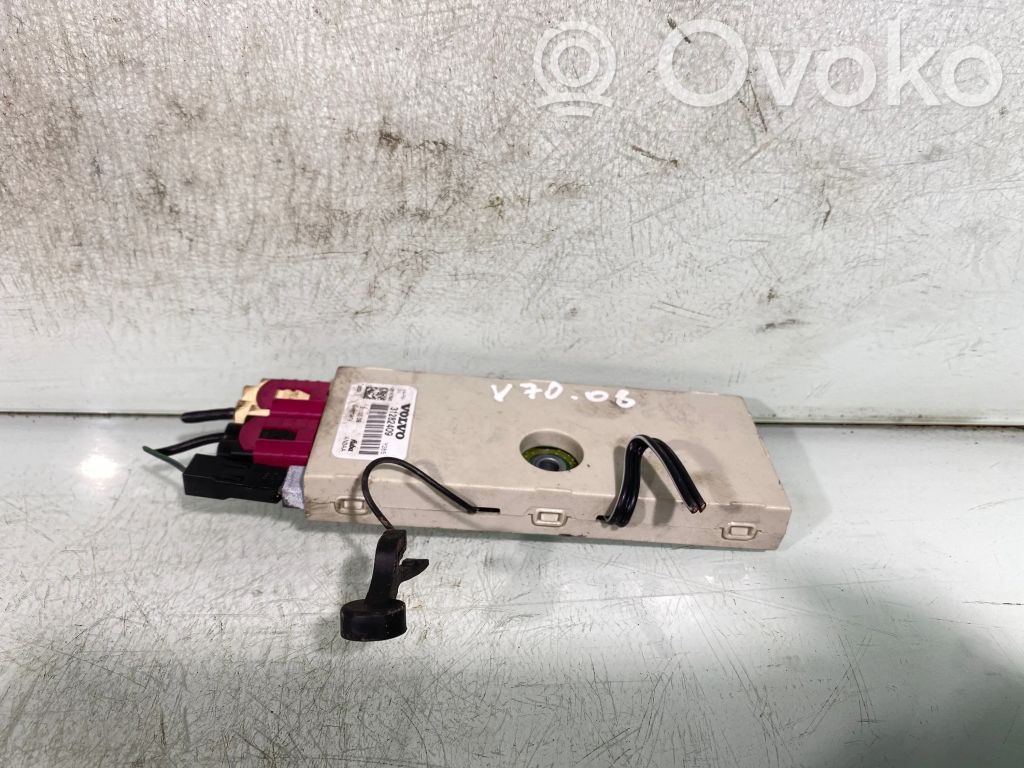 Volvo V70 Antenos stiprintuvas 