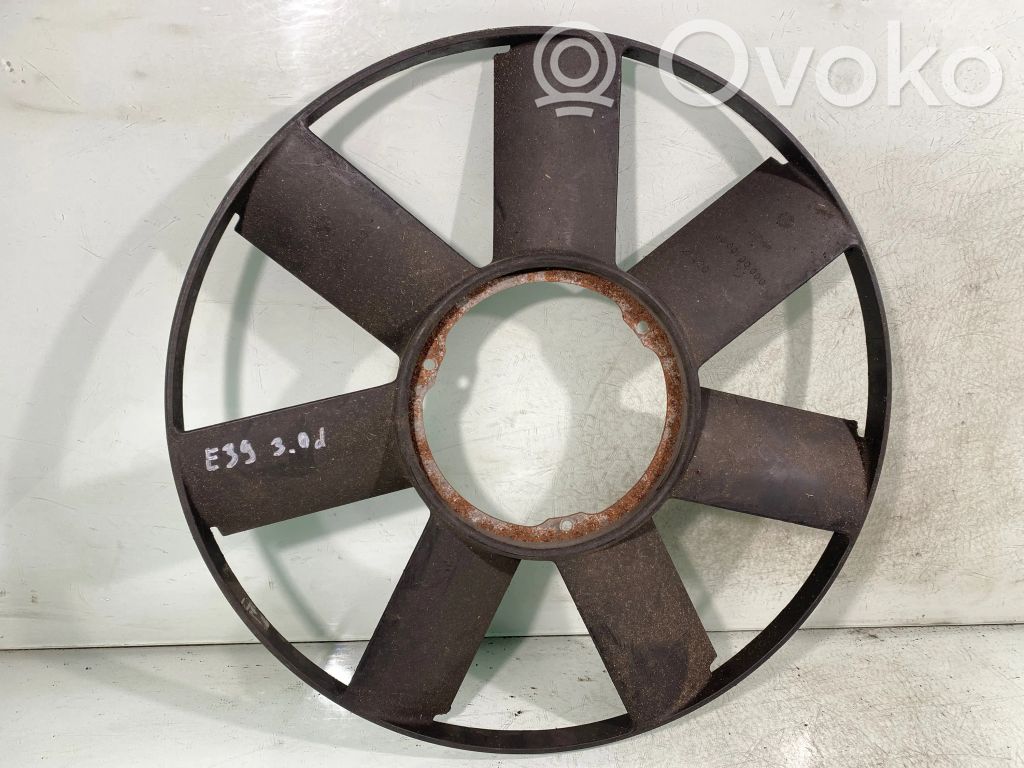 BMW 5 E39 Ventiliatora propellers 