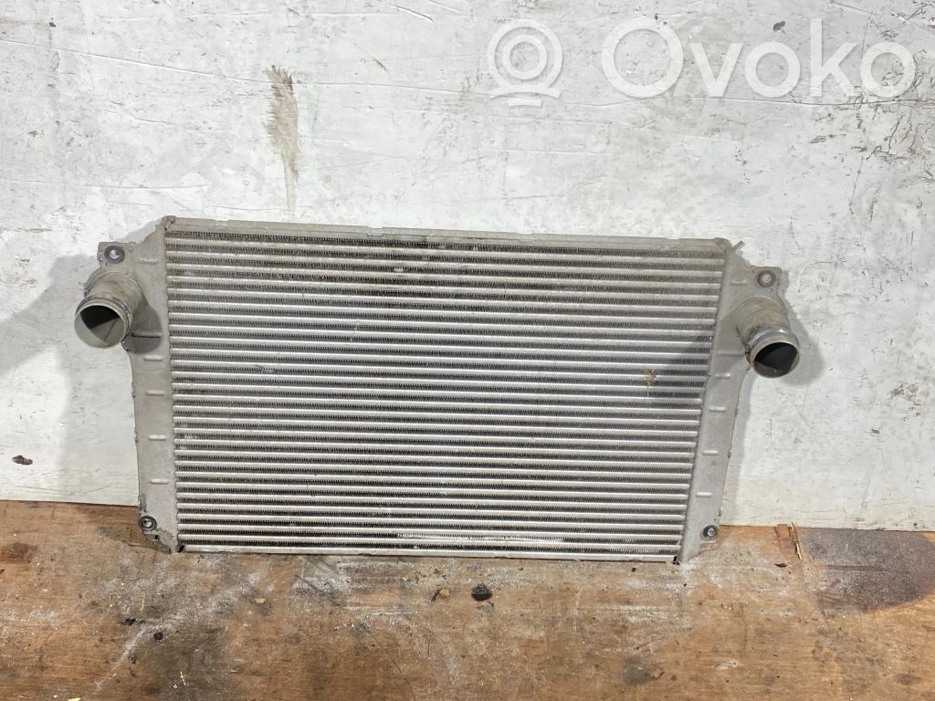 Toyota Avensis T250 Chłodnica powietrza doładowującego / Intercooler 