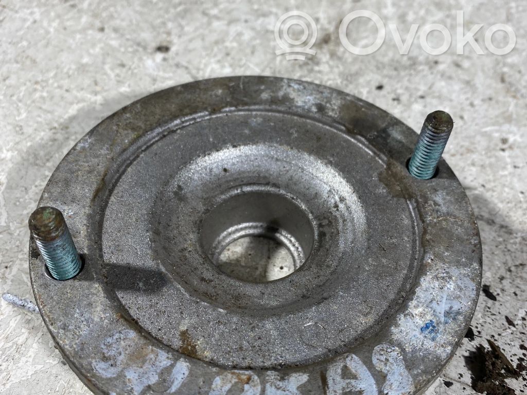Audi A8 S8 D2 4D Coil spring mount 