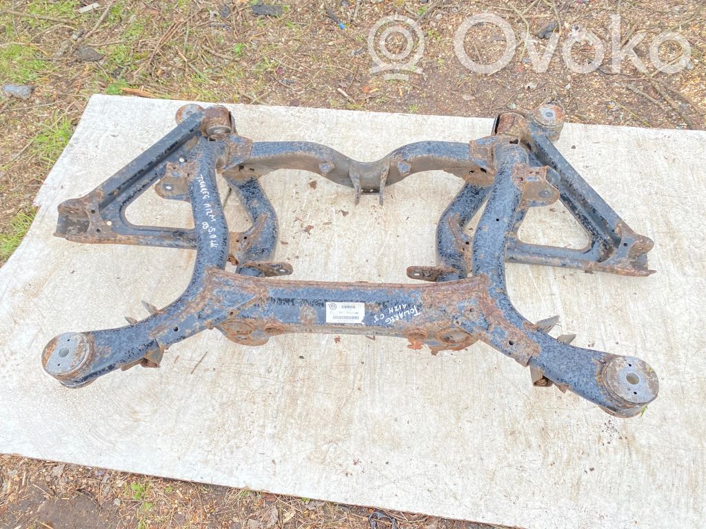 Volkswagen Touareg I Rear subframe 