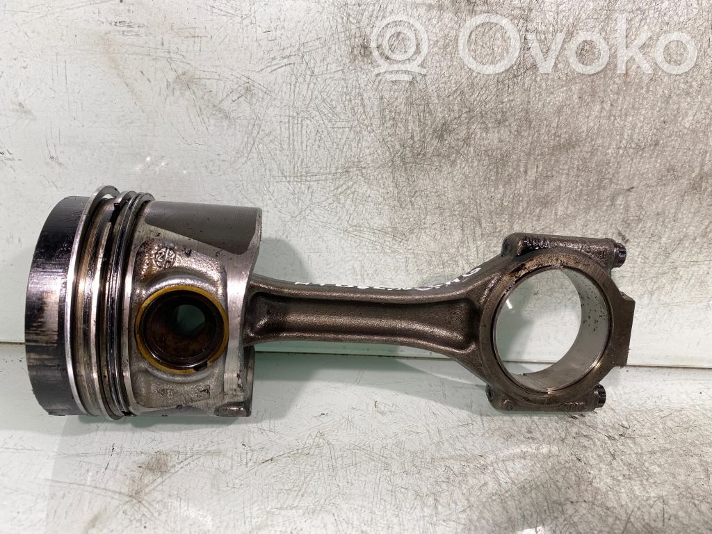 Audi A4 S4 B8 8K Piston with connecting rod 